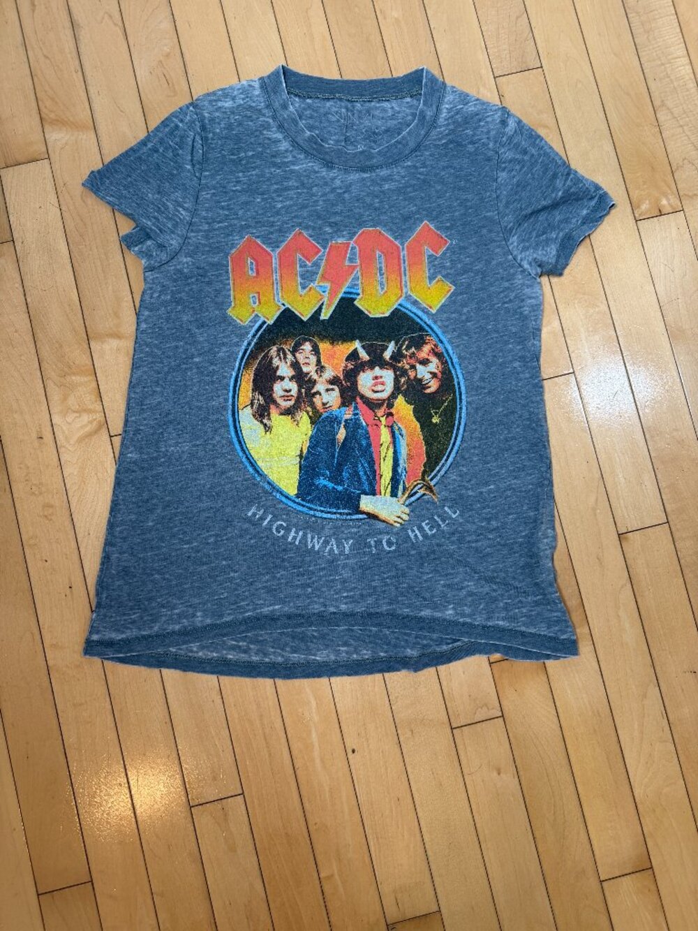 Vinyl Icons AC DC Highway to Hell Classic Band Graphic Tee T Shirt Size Medium